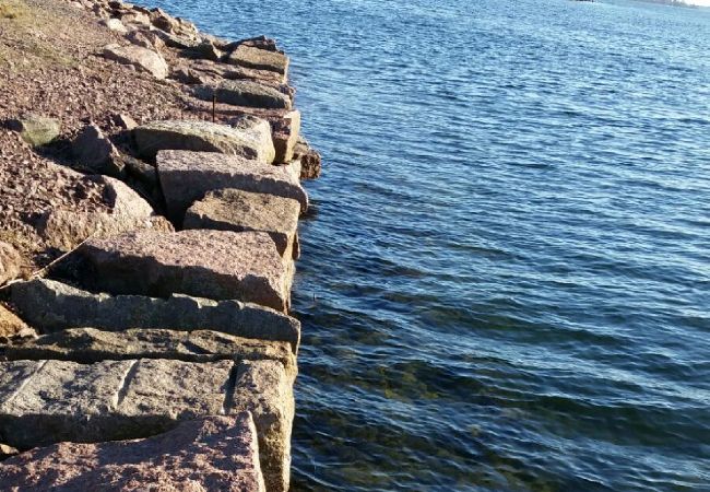 Stuga i Figeholm - Semesterhus i sommaridyll bara 400 meter från Östersjön Stuga i Figeholm - Semesterhus i sommaridyll bara 400 meter från Östersjön
