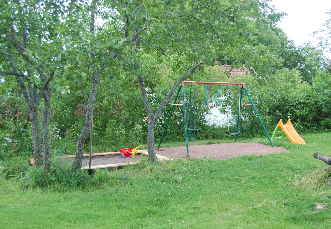 Stuga i Ydre - Boende med privat sandstrand i Östergötland