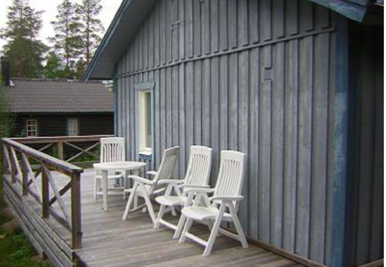 Stuga i Sälen - Mysig skidstuga på Hundsfjället med 3 sovrum, bastu, kamin och internet