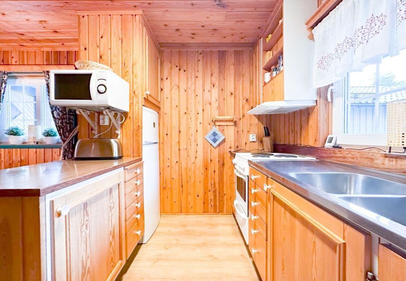 Stuga i Sälen - Mysig skidstuga på Hundsfjället med 3 sovrum, bastu, kamin och internet