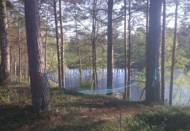 Stuga i Bjärnum - 2 stugor med bastu och bubbelpool direkt vid sjön Stuga i Bjärnum - 2 stugor med bastu och bubbelpool direkt vid sjön