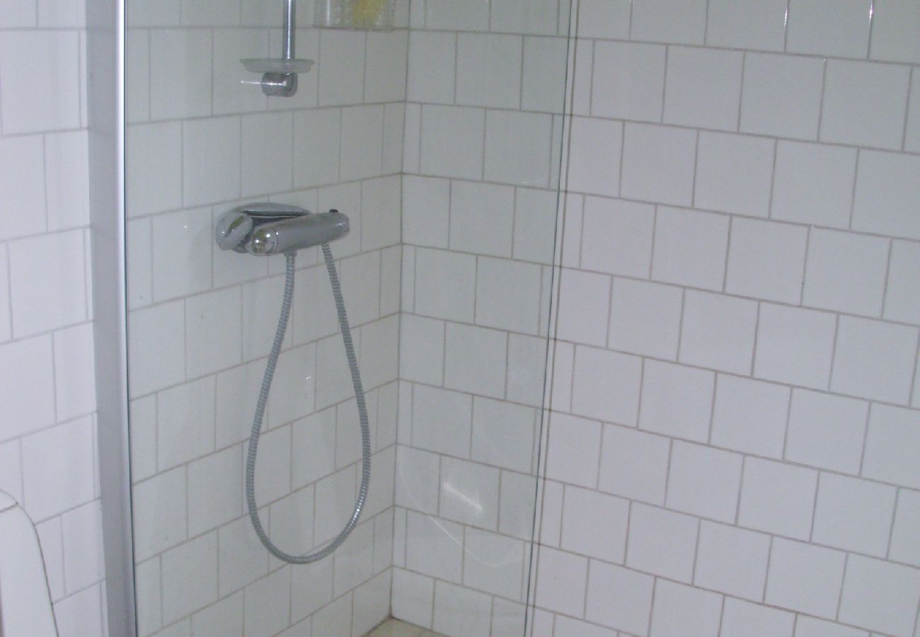 Stuga i Vessigebro - Semesterhus endast fem minuter från Sjönevadssjön