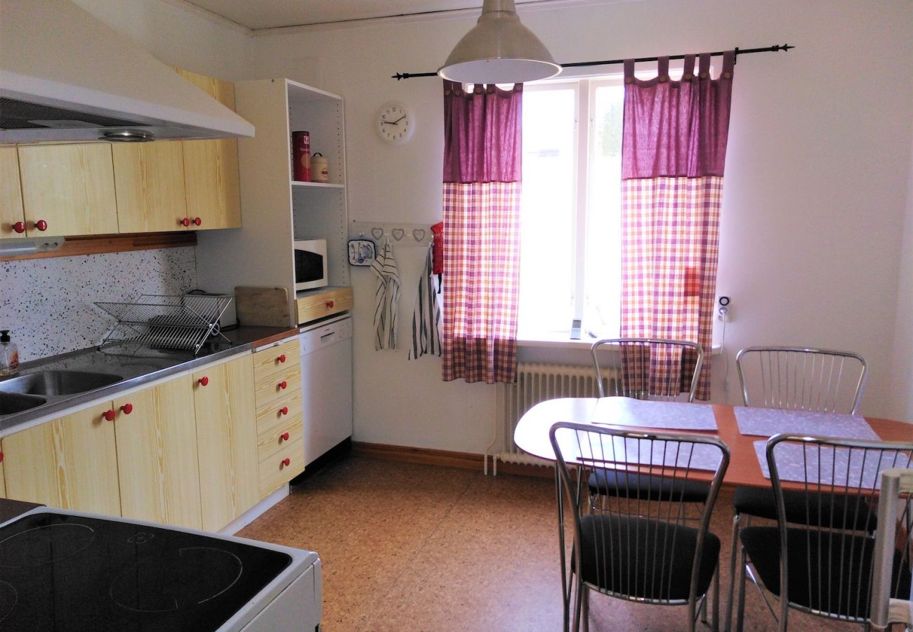 Lägenhet i Storebro - Semester lägenhet bara 10 minuter från Astrid Lindgrens Värld