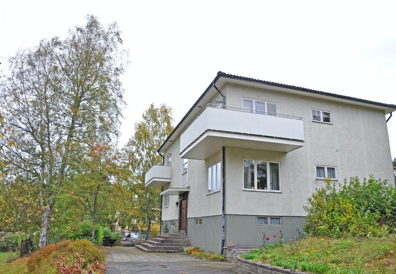 Lägenhet i Storebro - Semester lägenhet bara 10 minuter från Astrid Lindgrens Värld