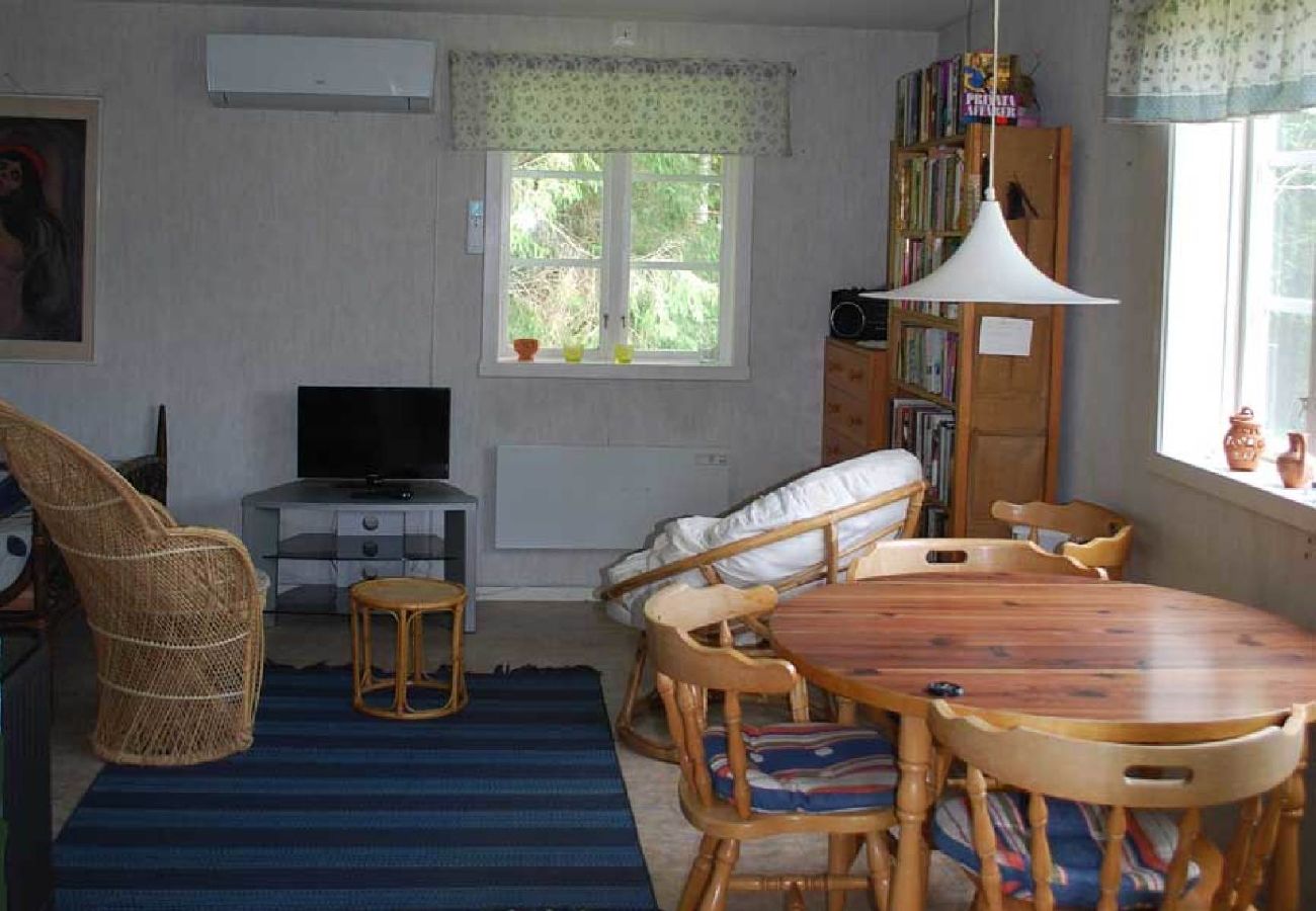 Stuga i Finnerödja - Källarstuga