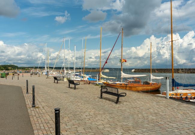 Stuga i Kivik - Semester på Österlen, ett stenkast från havet