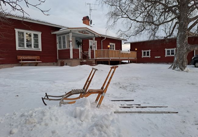 Stuga i Boda Kyrkby - Semester på en Dalagård i Dalarna