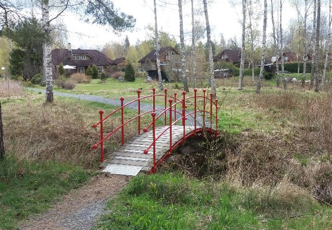 Stuga i Motala - Stort fritidshus vid Vättern med egen bastu Stuga i Motala - Stort fritidshus vid Vättern med egen bastu