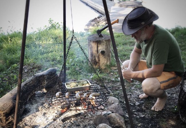 Stuga i Annerstad - Stuga på sjötomt med båtplats på sjön Stuga i Annerstad - Stuga på sjötomt med båtplats på sjön