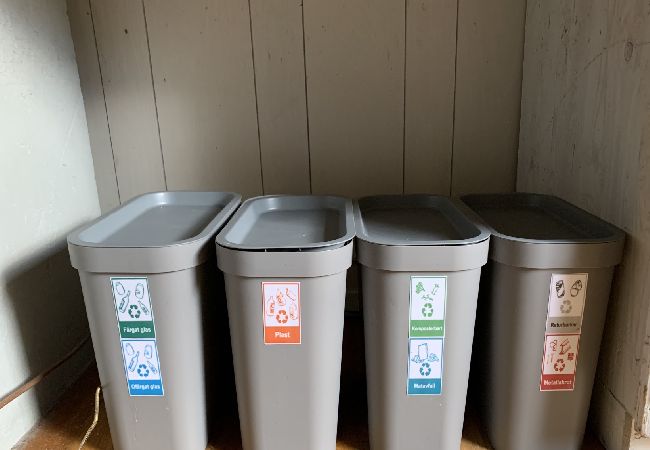 Stuga i Nattavaaraby - I vildmarken nära sjö och vacker natur (utan el, vatten, badrum) Stuga i Nattavaaraby - I vildmarken nära sjö och vacker natur (utan el, vatten, badrum)