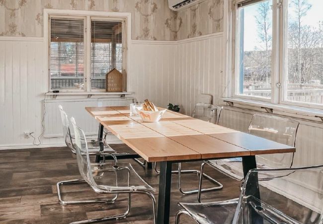 Stuga i Fredriksberg - Modernt fritidshus i Säfsen nära backen Stuga i Fredriksberg - Modernt fritidshus i Säfsen nära backen