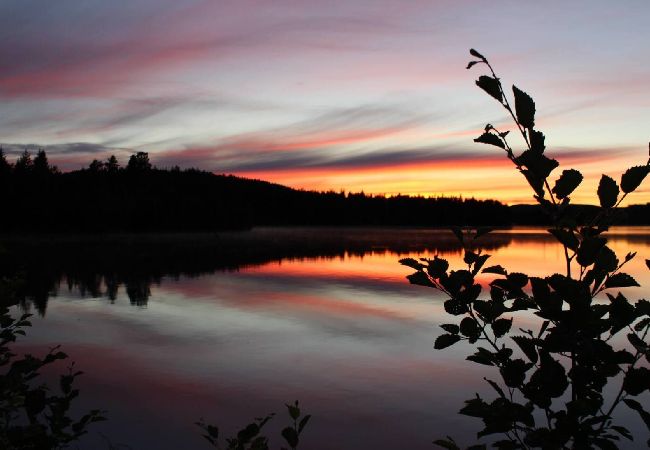 Stuga i Svärdsjö - Modern stuga vid vackra Hinsen sjön Stuga i Svärdsjö - Modern stuga vid vackra Hinsen sjön
