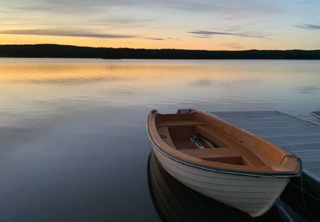 Stuga i Svärdsjö - Modern stuga vid vackra Hinsen sjön Stuga i Svärdsjö - Modern stuga vid vackra Hinsen sjön
