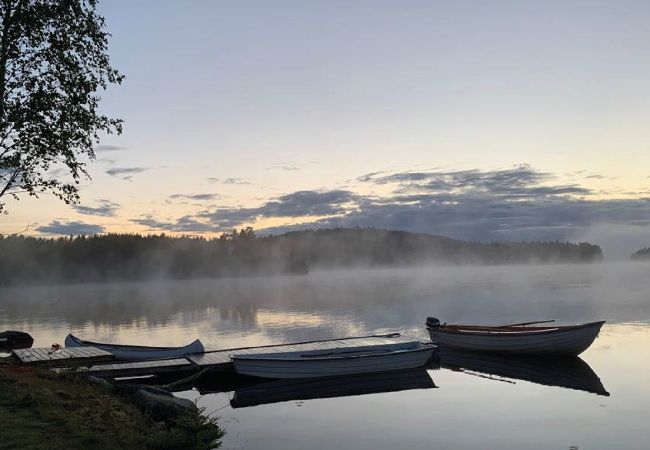 Stuga i Svärdsjö - Modern stuga vid vackra Hinsen sjön Stuga i Svärdsjö - Modern stuga vid vackra Hinsen sjön