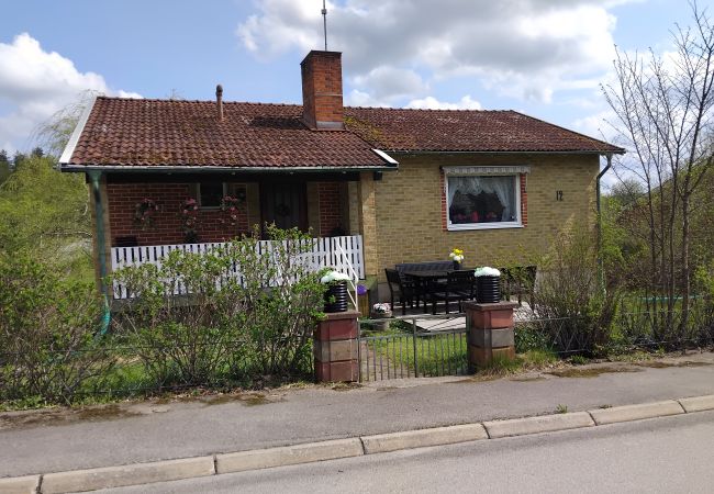 Stuga i Pauliström - Fritidshus nära naturen på småländska höglandet Stuga i Pauliström - Fritidshus nära naturen på småländska höglandet