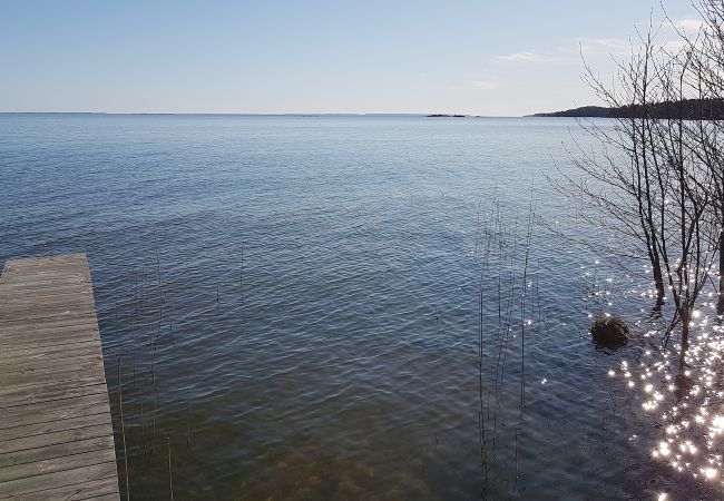 Stuga i Mellerud - Semester direkt vid stora Vänern