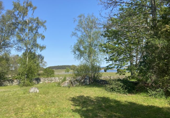 Stuga i Bergkvara - Fritidshus i naturskön skärgårdsmiljö