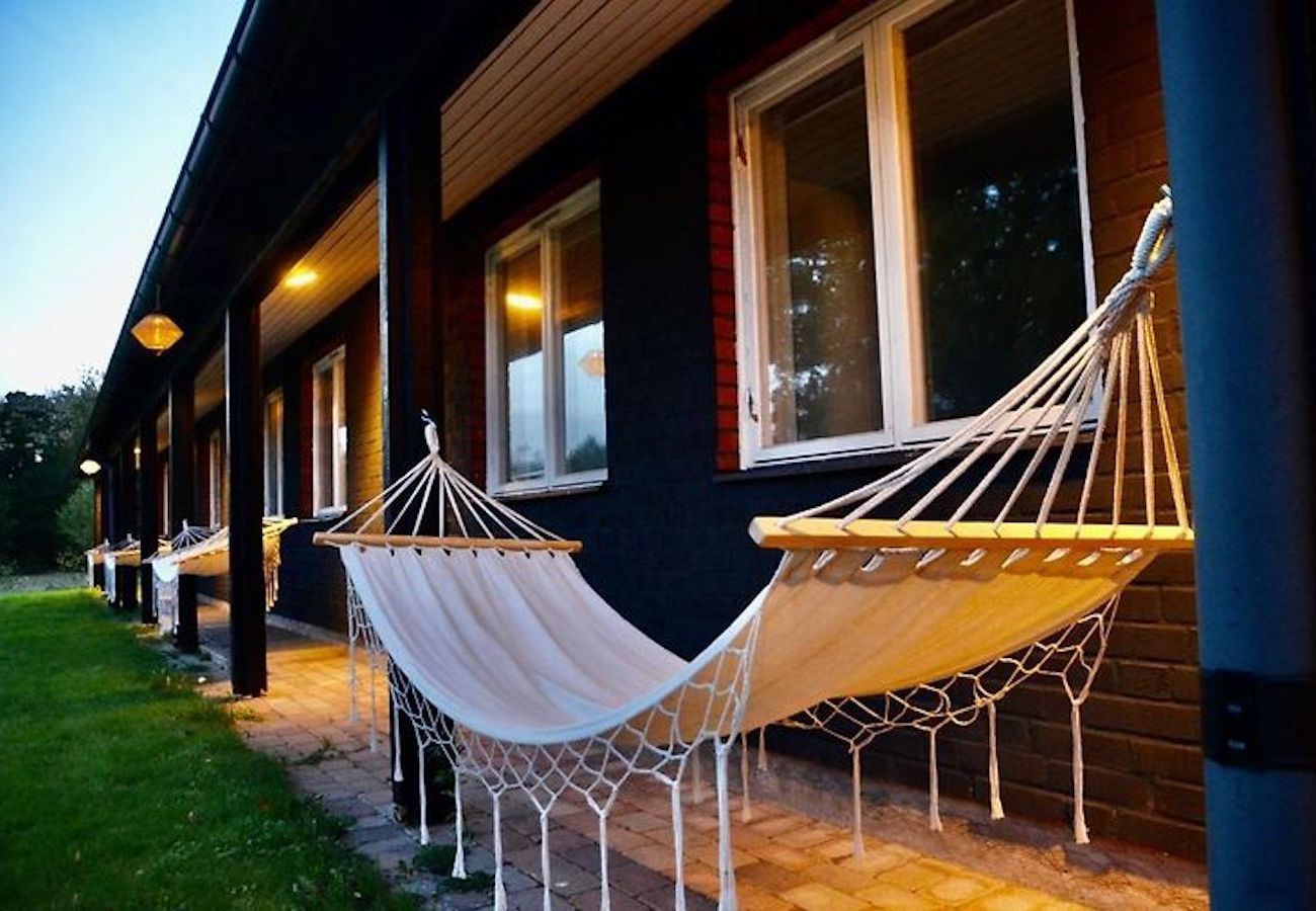 Hyra rum i Åsljunga - Mysigt friluftshotell i Skånes skogar
