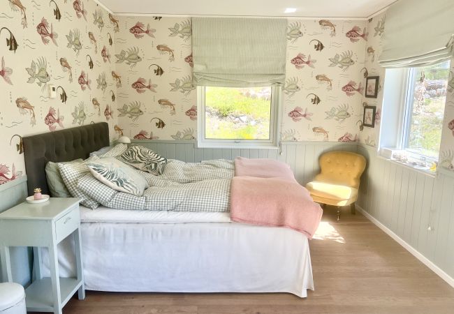 Stuga i Ingarö - Privat hus med havsutsikt, nära Stockholm Stuga i Ingarö - Privat hus med havsutsikt, nära Stockholm