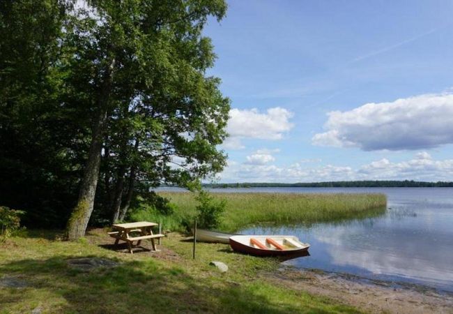 Stuga i Lönashult - Semester vid sjön Åsnen i vackra Småland