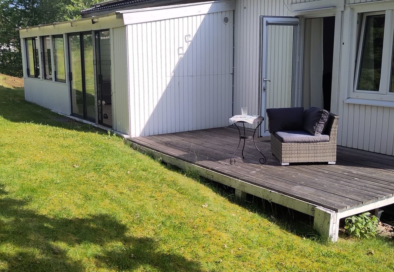 Stuga i Hälleforsnäs - Semester i slottens och herrgårdarnas land