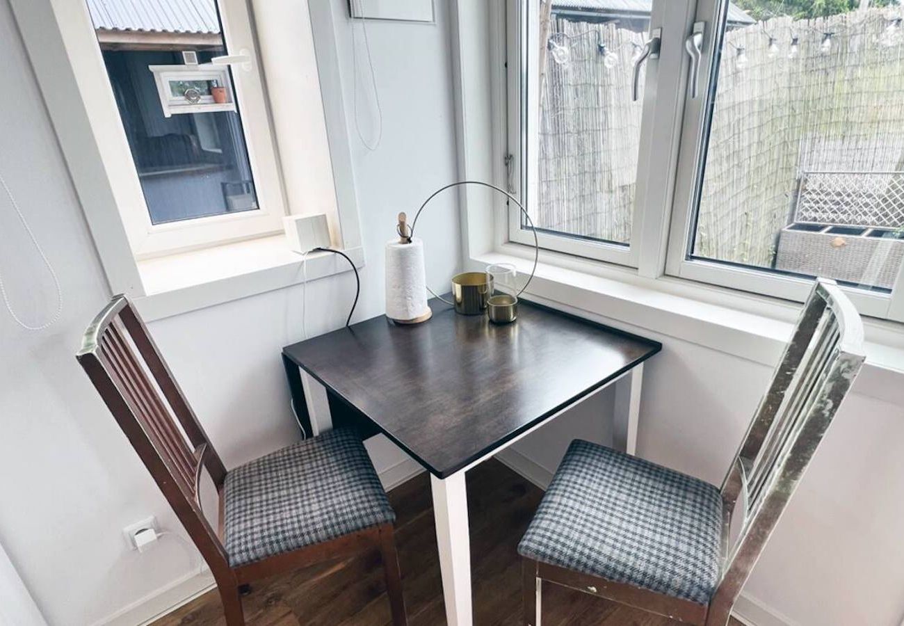 Stuga i Brottby - Hotellkänsla-stuga på landet och 30 minuter från centrala Stockholm