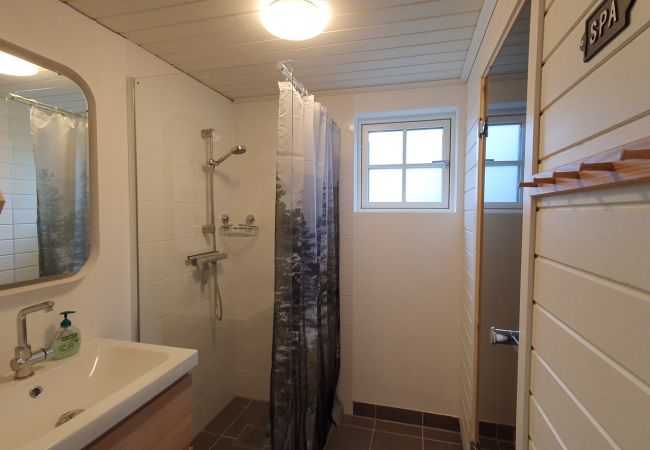 Stuga i Gunnarsbyn - Norrlandssemester mitt i skogen med norrsken och hundspann Stuga i Gunnarsbyn - Norrlandssemester mitt i skogen med norrsken och hundspann