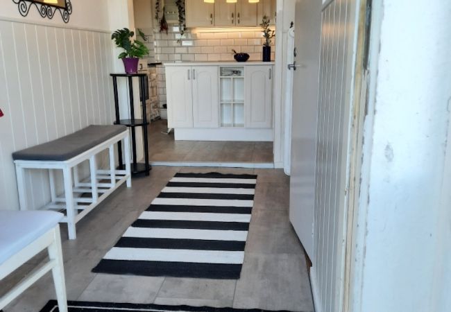 Stuga i Holmsjö - Renoverat fritidshus med panoramautsikt över sjön och egen båt  Stuga i Holmsjö - Renoverat fritidshus med panoramautsikt över sjön och egen båt