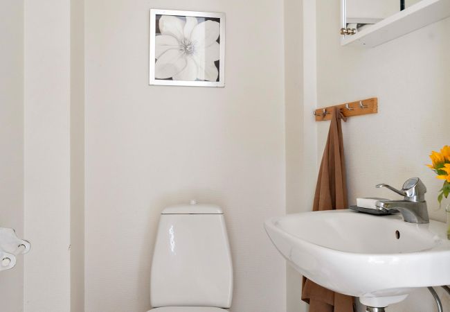 Stuga i Alingsås - Fin villa i Alingsås nära Göteborg för semester eller affärer Stuga i Alingsås - Fin villa i Alingsås nära Göteborg för semester eller affärer