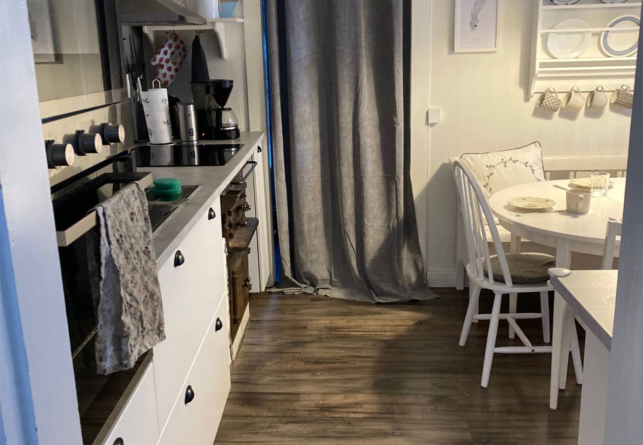 Stuga i Berga - Mysigt fritidshus i Småland