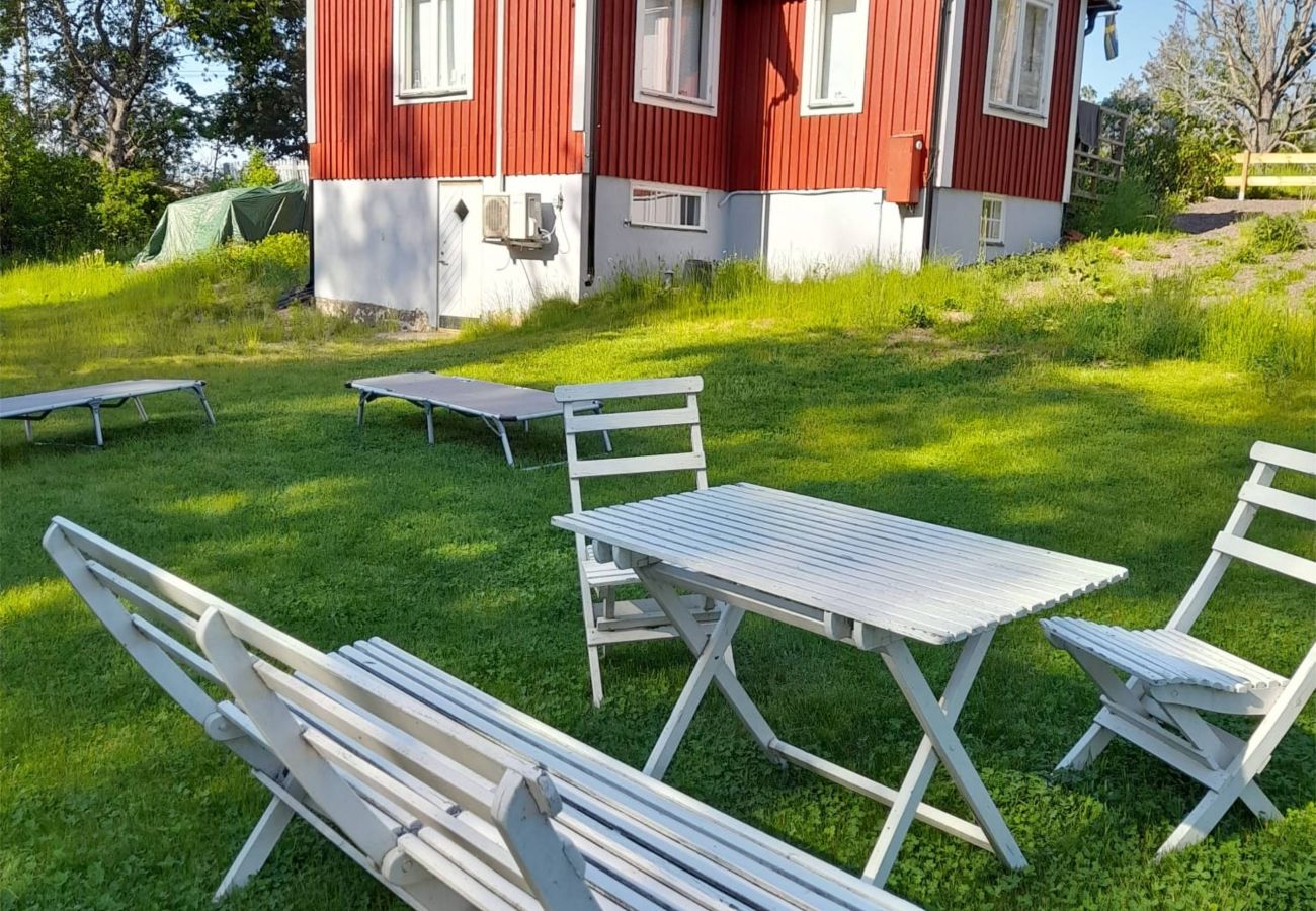 Stuga i Berga - Mysigt fritidshus i Småland