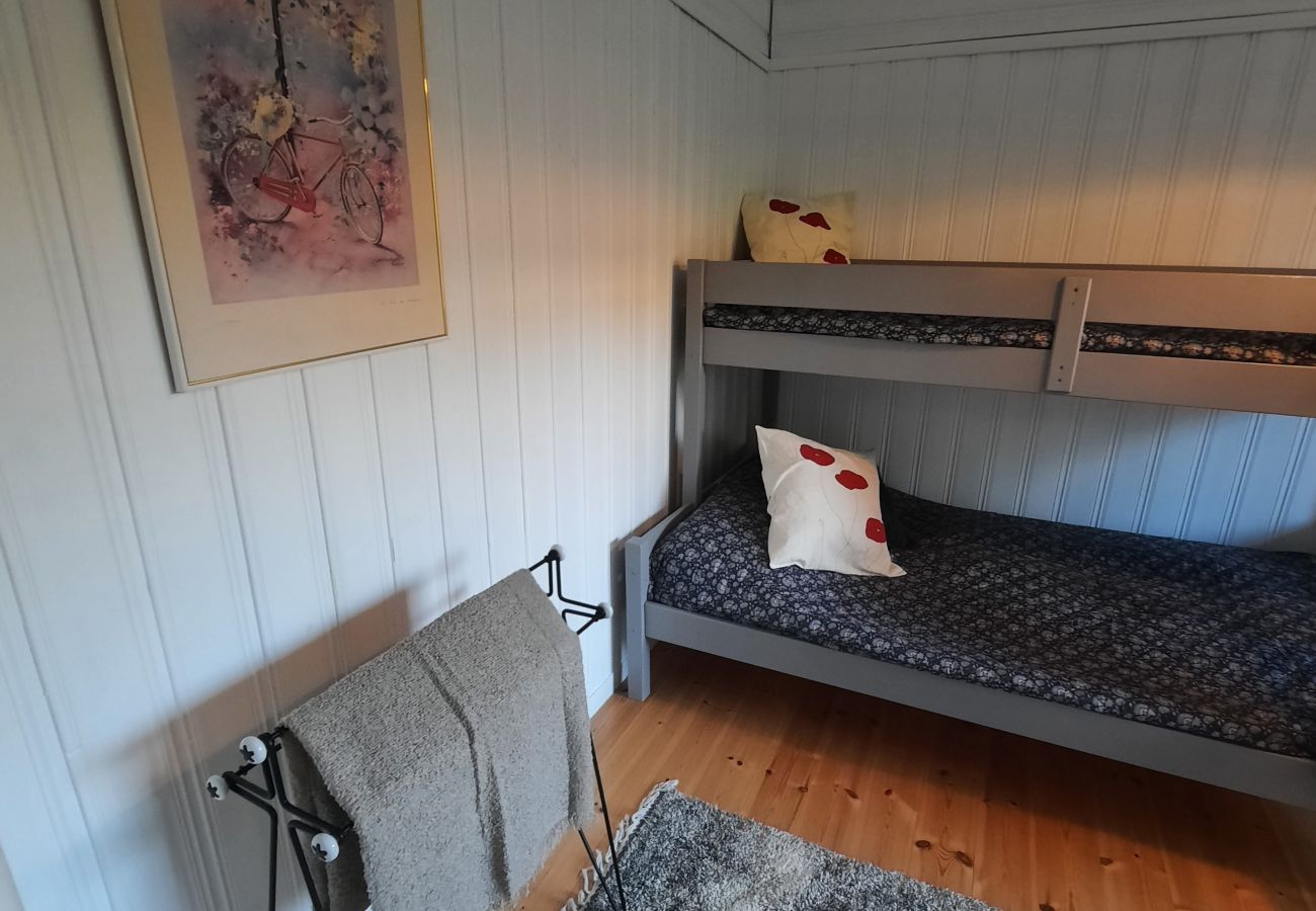 Stuga i Billingsfors - Hemtrevligt semesterhus nära Laxsjön i vackra Dalsland