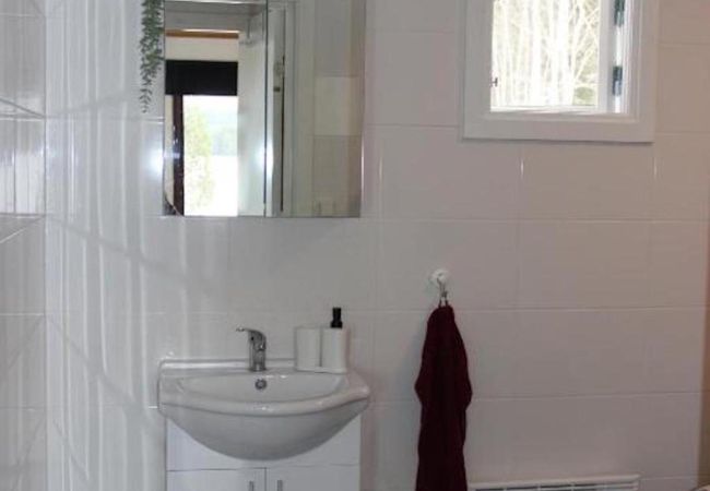 Stuga i Svärdsjö - Rött fritidshus med panoramautsikt över sjön Stuga i Svärdsjö - Rött fritidshus med panoramautsikt över sjön