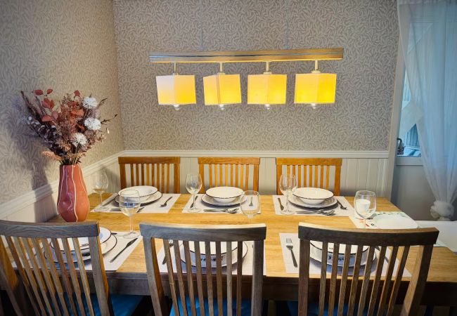 Stuga i Vretstorp - Charmigt, renoverat fritidshus i avskilt läge några minuter från sjön Stuga i Vretstorp - Charmigt, renoverat fritidshus i avskilt läge några minuter från sjön