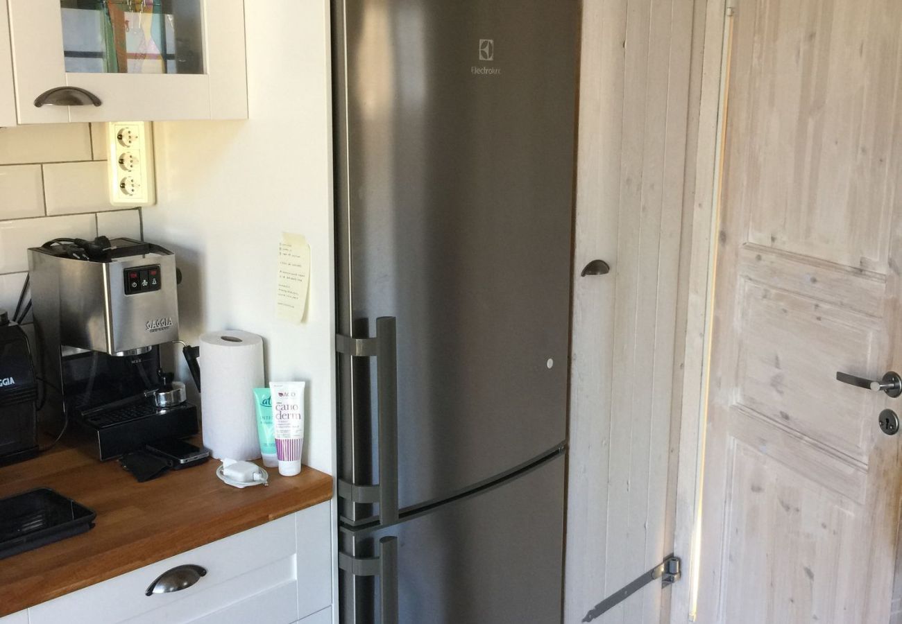 Stuga i Drottningskär - Nybyggd semesterstuga i Blekinge skärgård