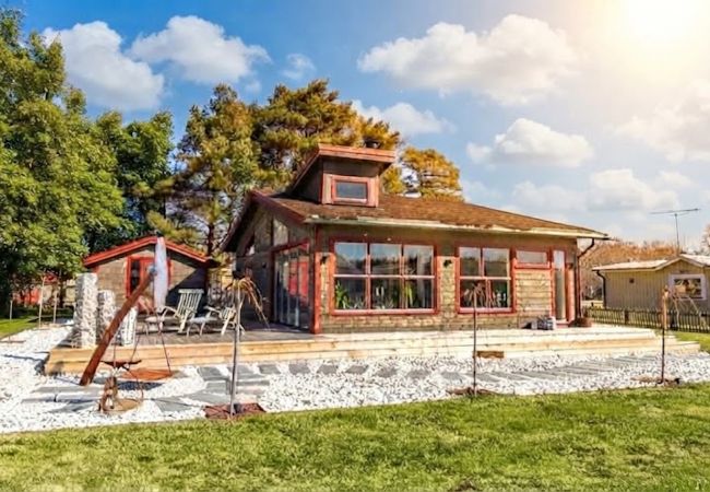 Stuga i Skummeslövsstrand - Två nybyggda semesterhus med Spa, AC och Internet