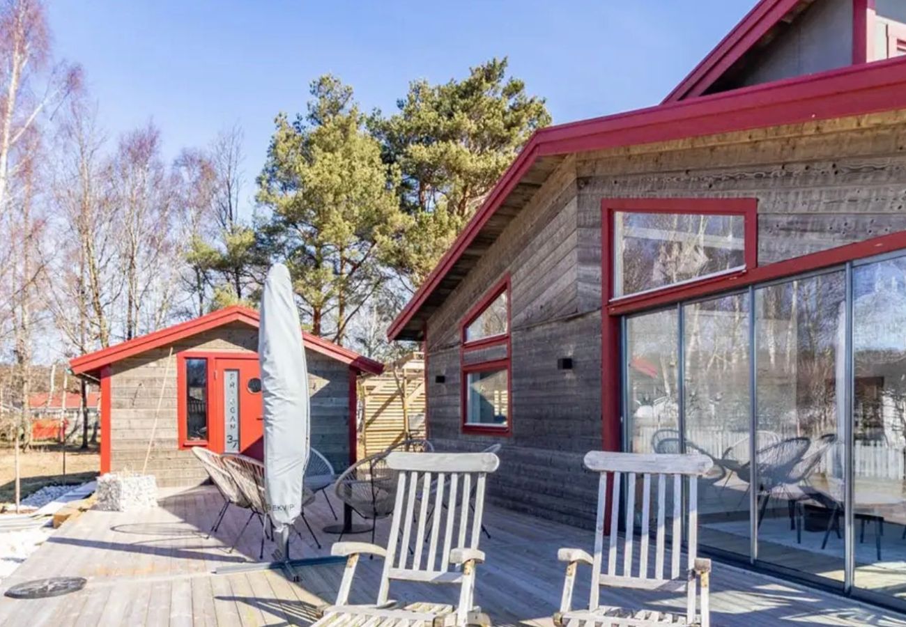 Stuga i Skummeslövsstrand - Två nybyggda semesterhus med Spa, AC och Internet