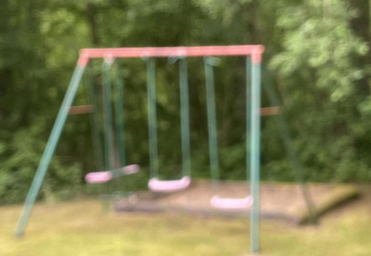 Stuga i Sexdrega - Fint semesterhus nära sjön, med bastu, internet och båt