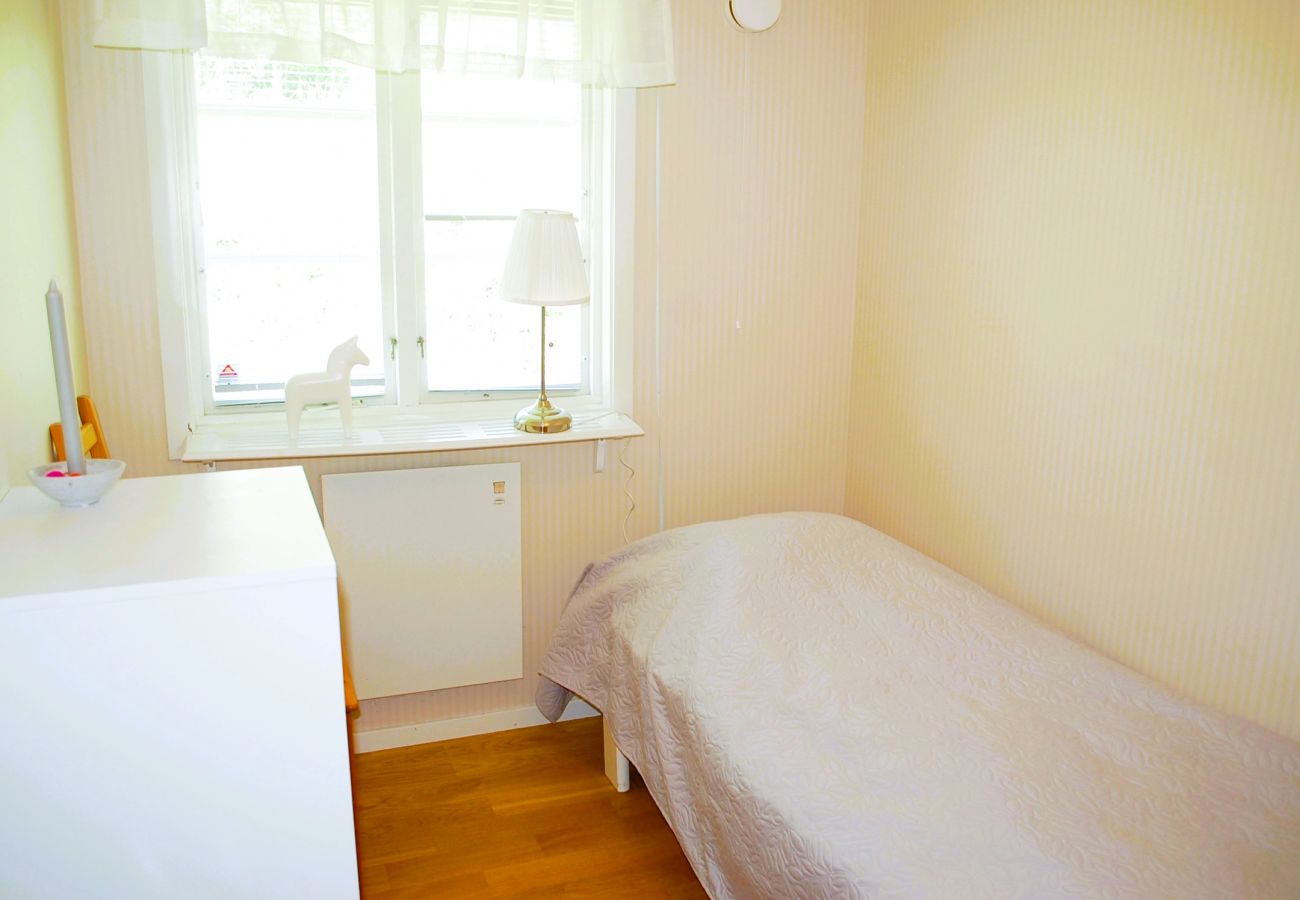 Stuga i Tranås - Flerfamiljssemester de luxe - Två fritidshus direkt vid sjön Sommen