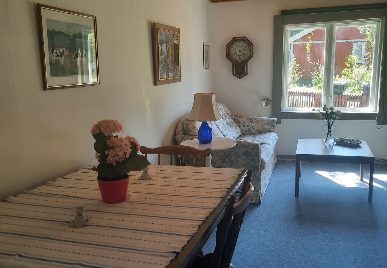 Stuga i Eringsboda - Sommaridyll vid Hjorthålan nära Ronneby 